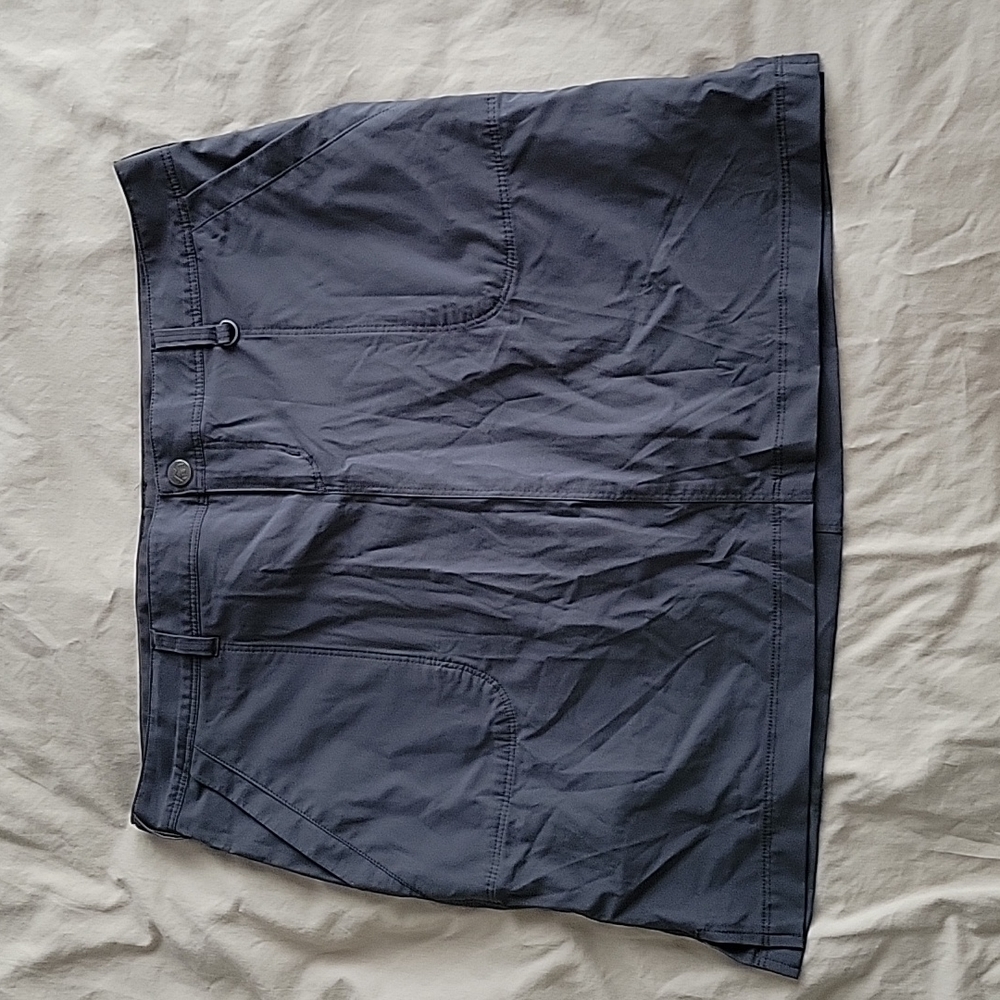 REI grey skort